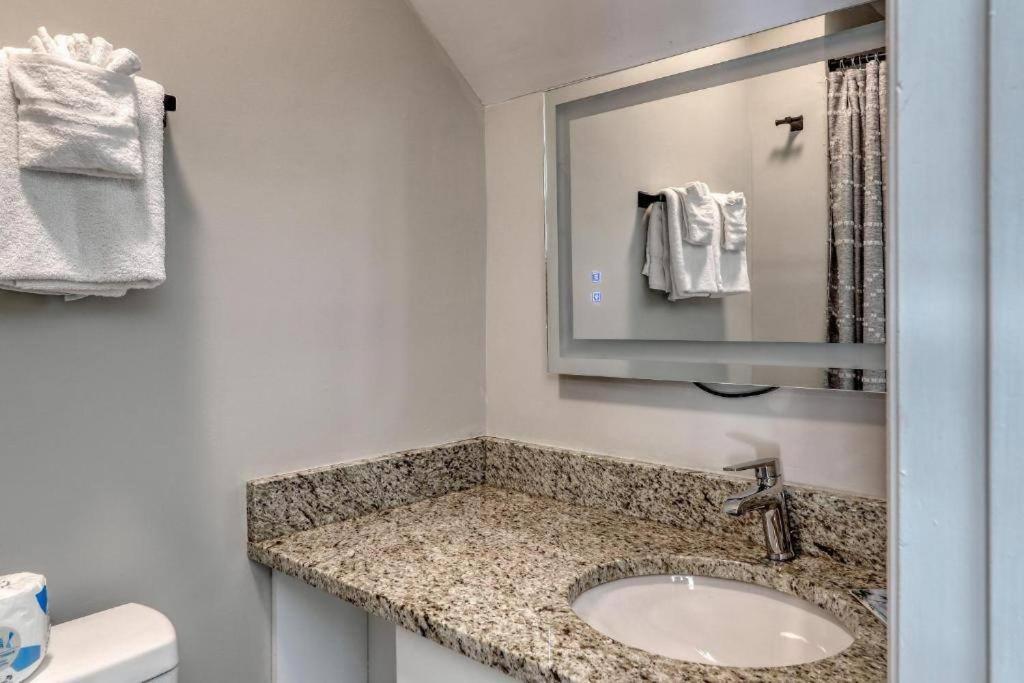 Apartament Stylish Haven New Walk To The Ocean Smart Tvs Wifi Myrtle Beach Zewnętrze zdjęcie